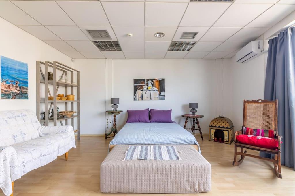 Downtown Spacious Loft Apartment Just 3 Minutes From City Centre Heraklion  Exterior photo